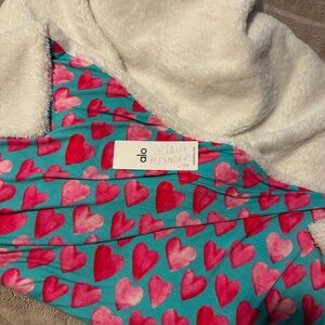 Posh peanut QOH Heart Print PLUSH